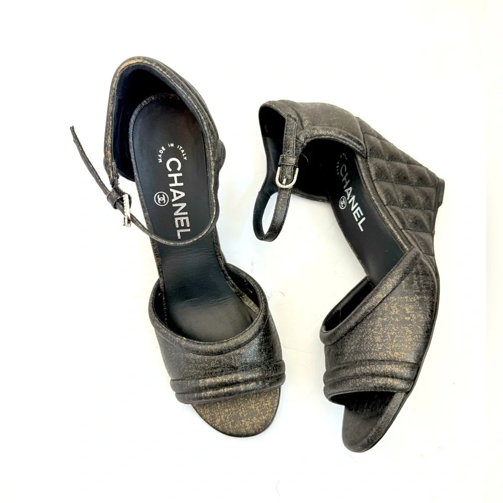 Chanel Black Gold Fantasy Lambskin Leather Quilted Wedge Sandals EU 39.5
